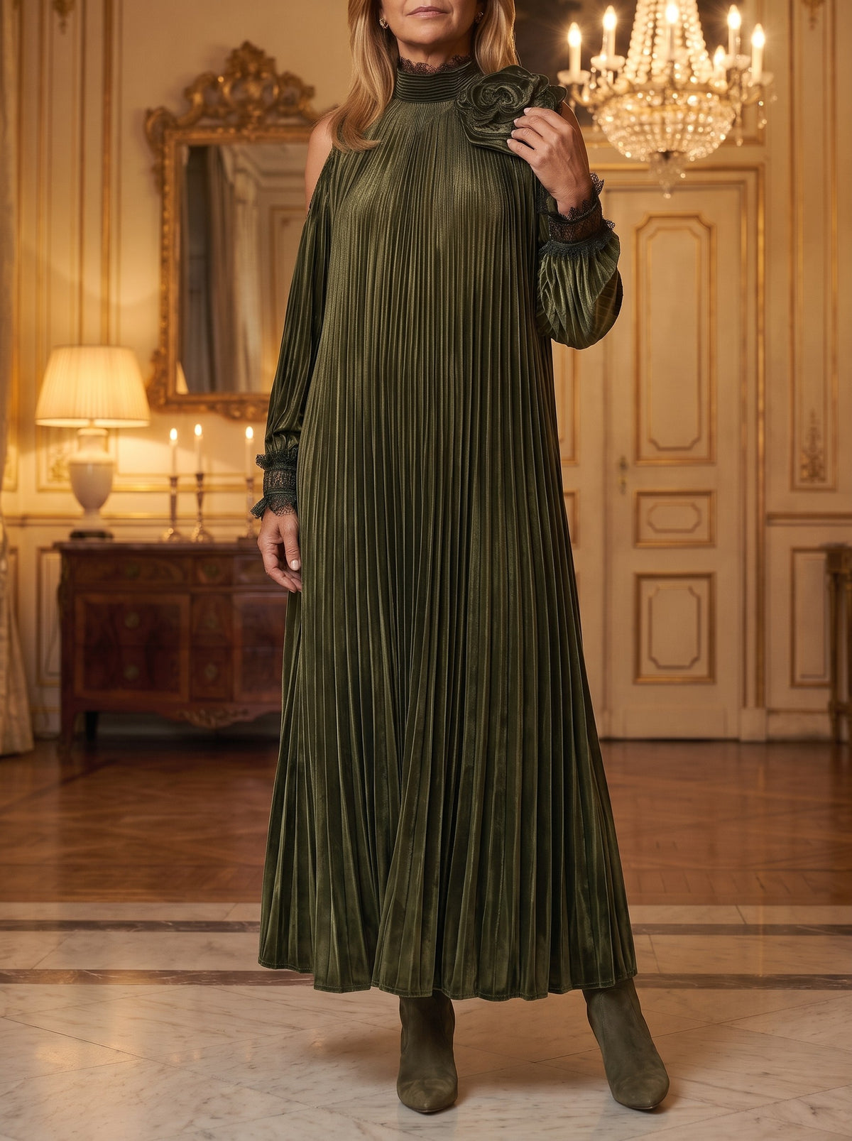 Emma, abito maxi plissettato verde oliva indossato