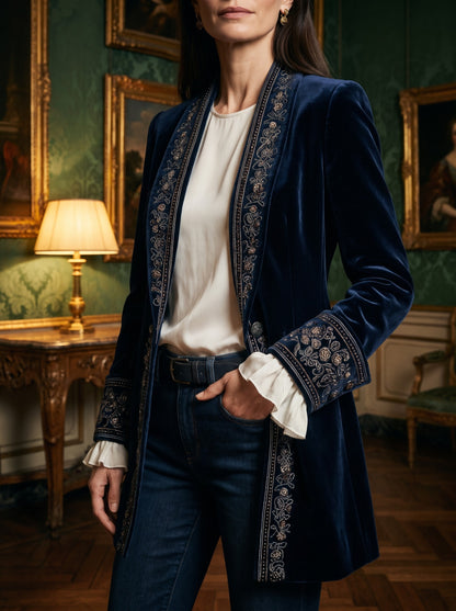 Ines, giacca lunga in velluto blu navy ricamato