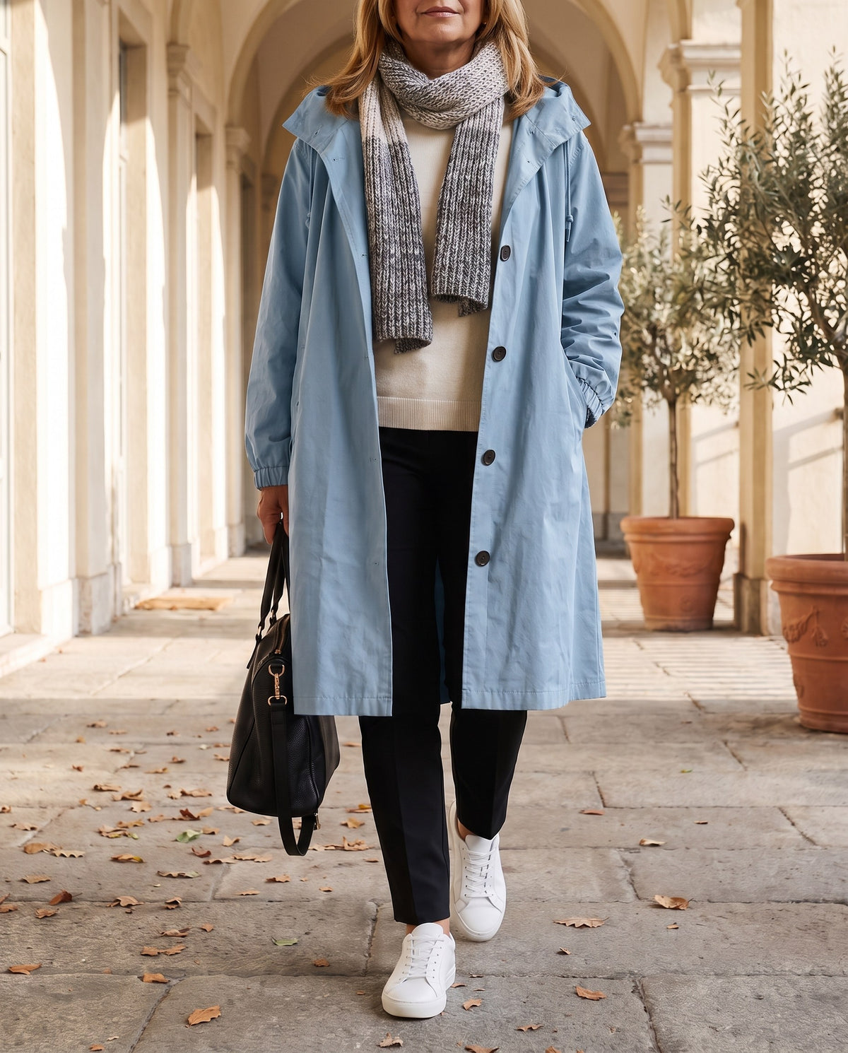 Tiziana, colore azzurro cielo